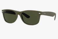 Ray-Ban New Wayfarer Rubber Military Green on G-15 Green 2132