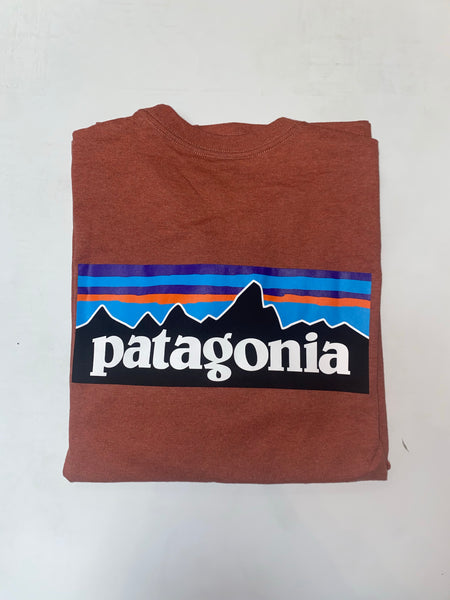 Patagonia M's Long-Sleeved P-6 Logo Responsibili-Tee®